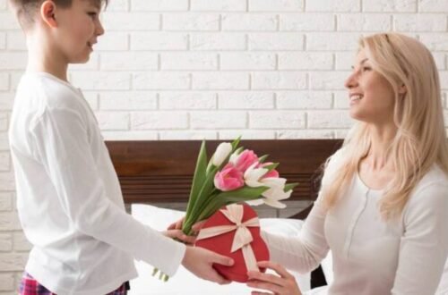 What Actually Makes a Mother’s Day Gift Feel Thoughtful