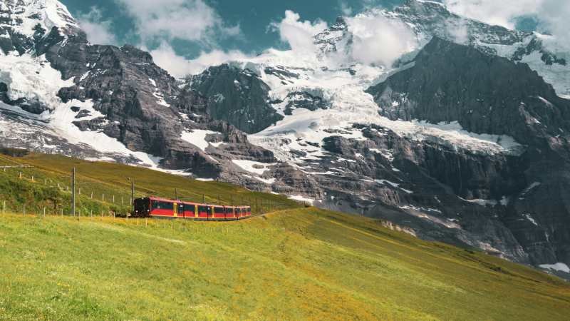 Switzerland scenic train journeys