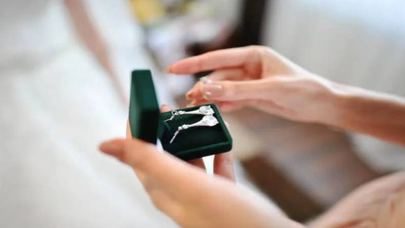 Why Diamond Shape Matters When Selecting Engagement Rings